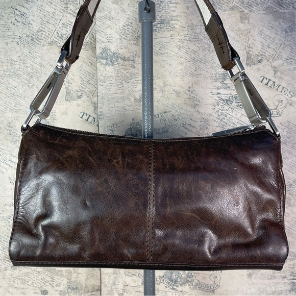 Calvin Klein leather shoulder bag - Picture 4 of 14